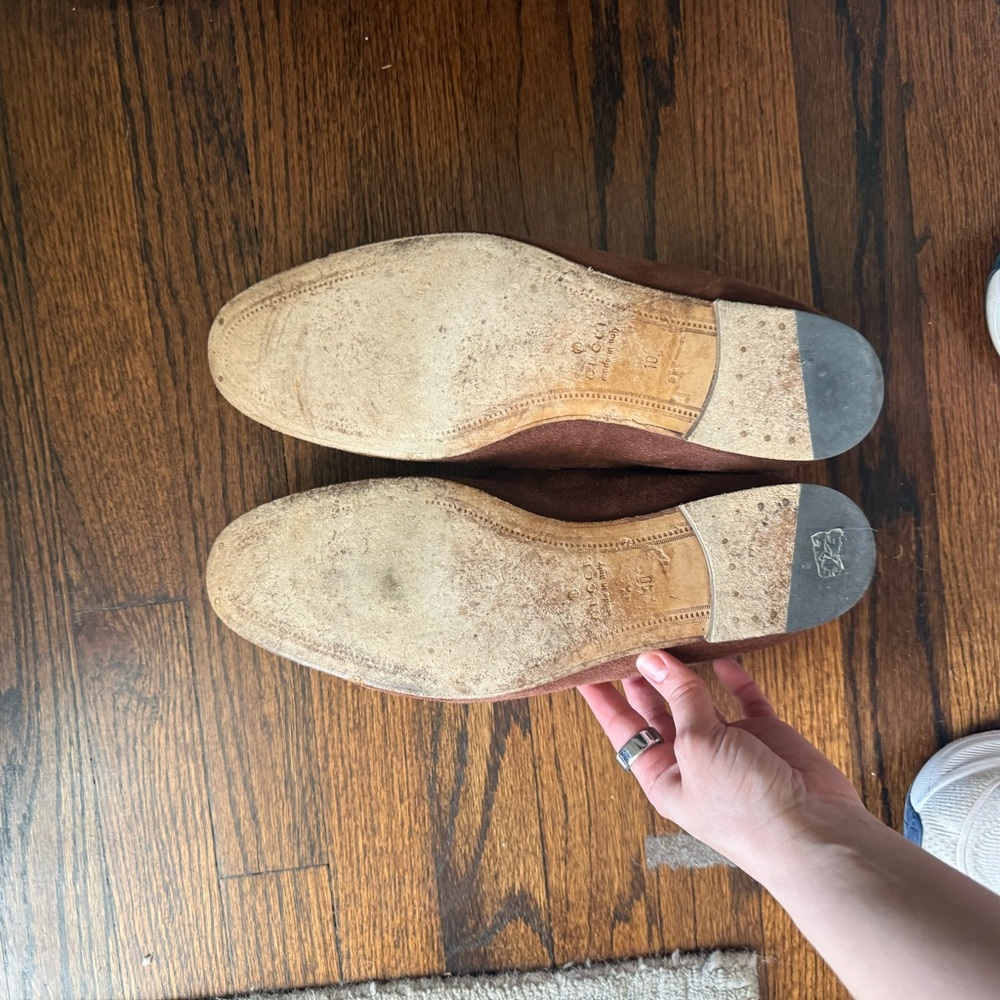 Gucci Brown Suede Loafers with Gold and Green Details - Picture 2 of 3